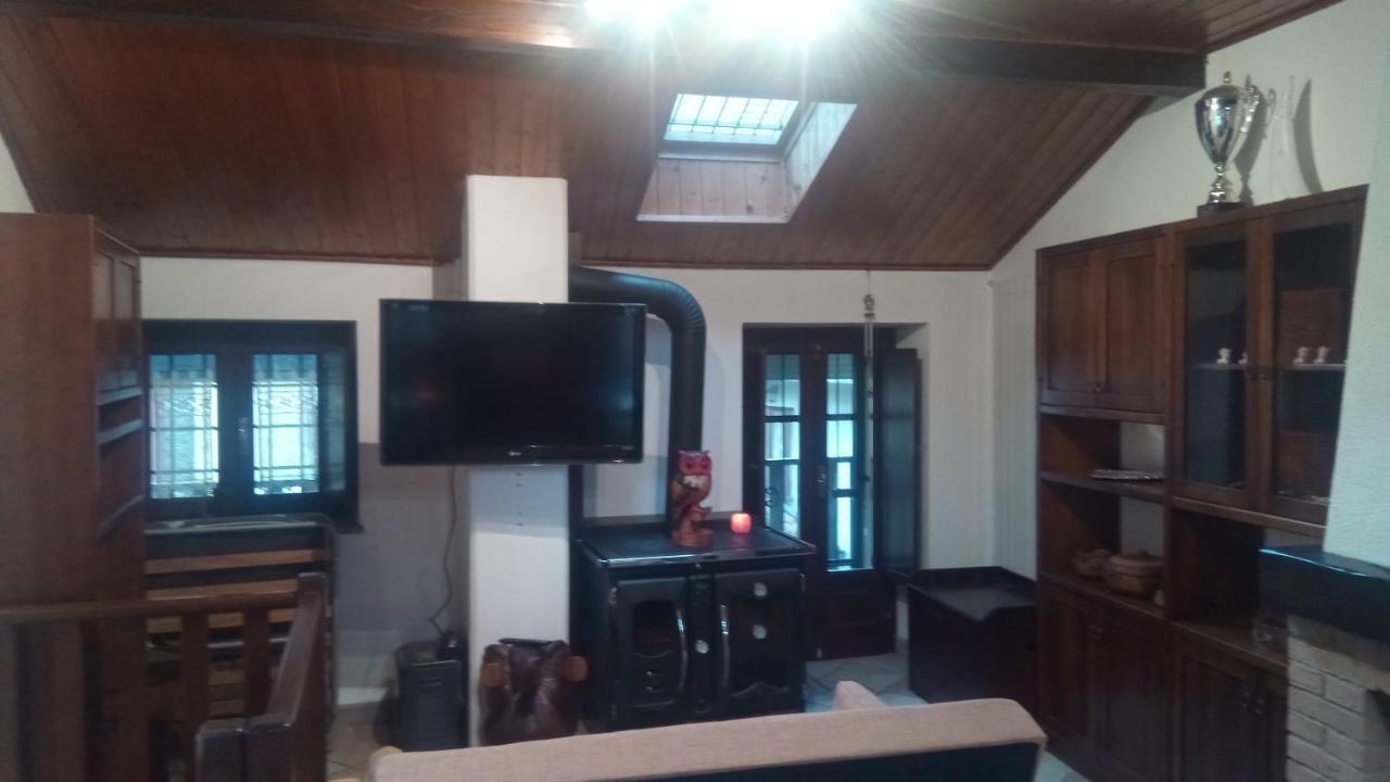 Casa Del Rustico, Indipendente Vista Sacra Con Dipinto Villa Caprie Kültér fotó