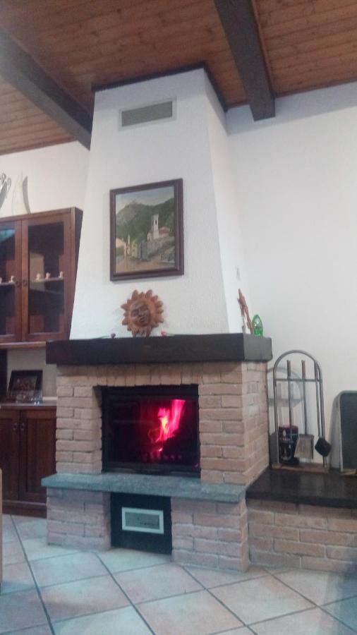 Casa Del Rustico, Indipendente Vista Sacra Con Dipinto Villa Caprie Kültér fotó